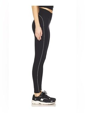 437 The Studio Leggings